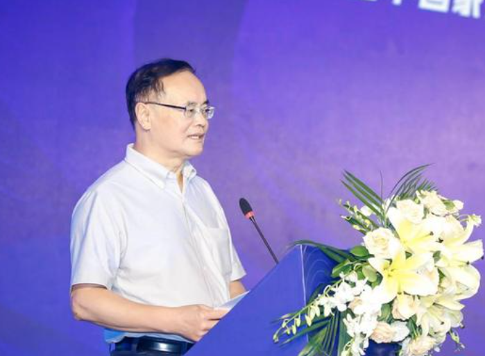 7月20日，庄聪生出席“2021中国家居业数字化转型与创新（广州）大会”